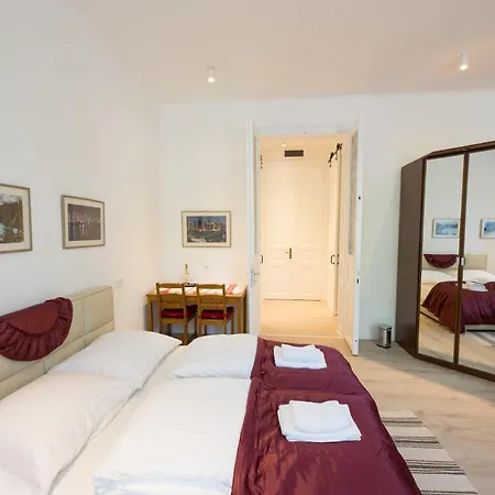 Wagner 902 With Free Private Parking Guest house Budapest